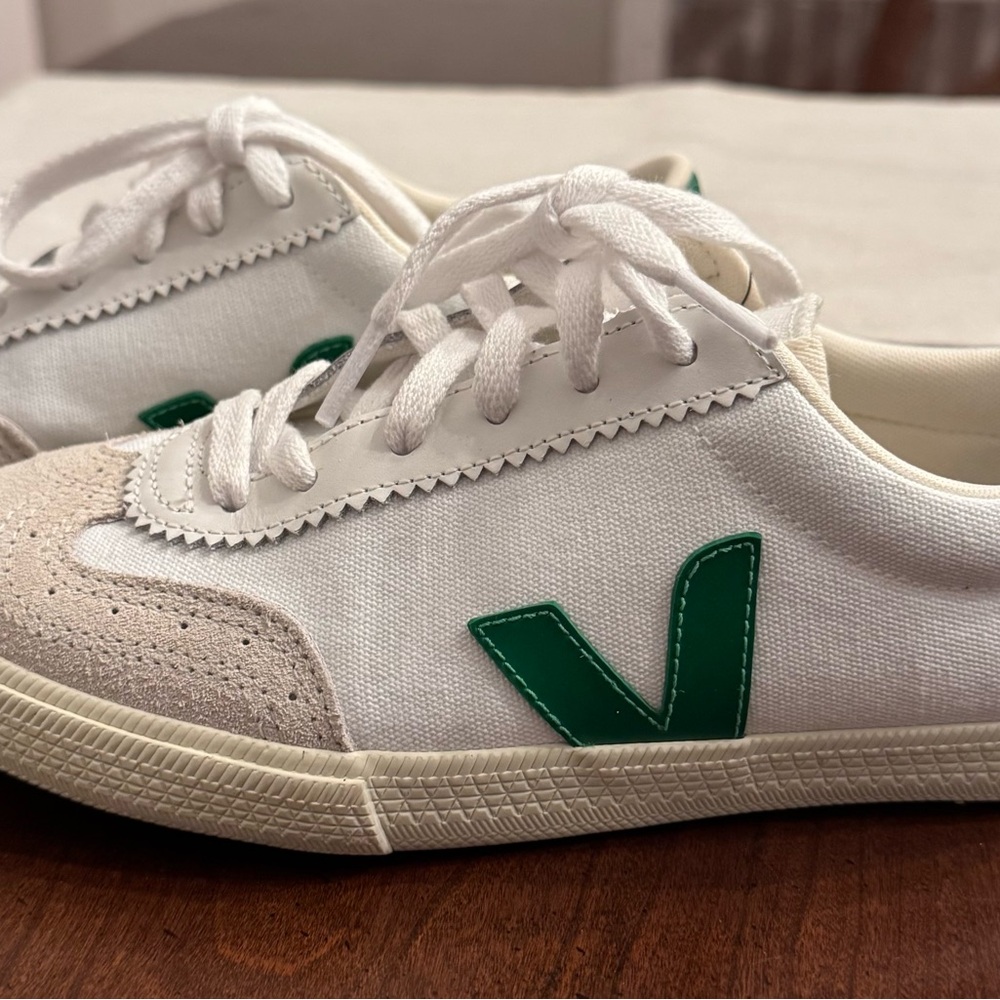 Veja White and Green Sneakers - Picture 3 of 4